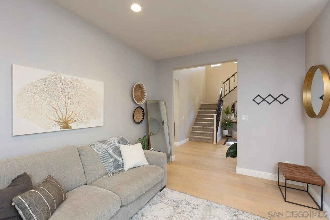 https://cdn.realtyfeed.com/cdn/127/260007490/1d198bb32751647f438c758c4f0ff8f2.webp