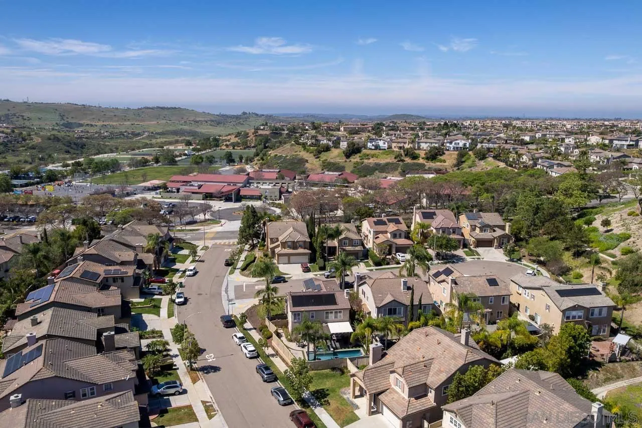 https://cdn.realtyfeed.com/cdn/127/260007490/96f15f560b08491dc5a0d1973a477198.webp