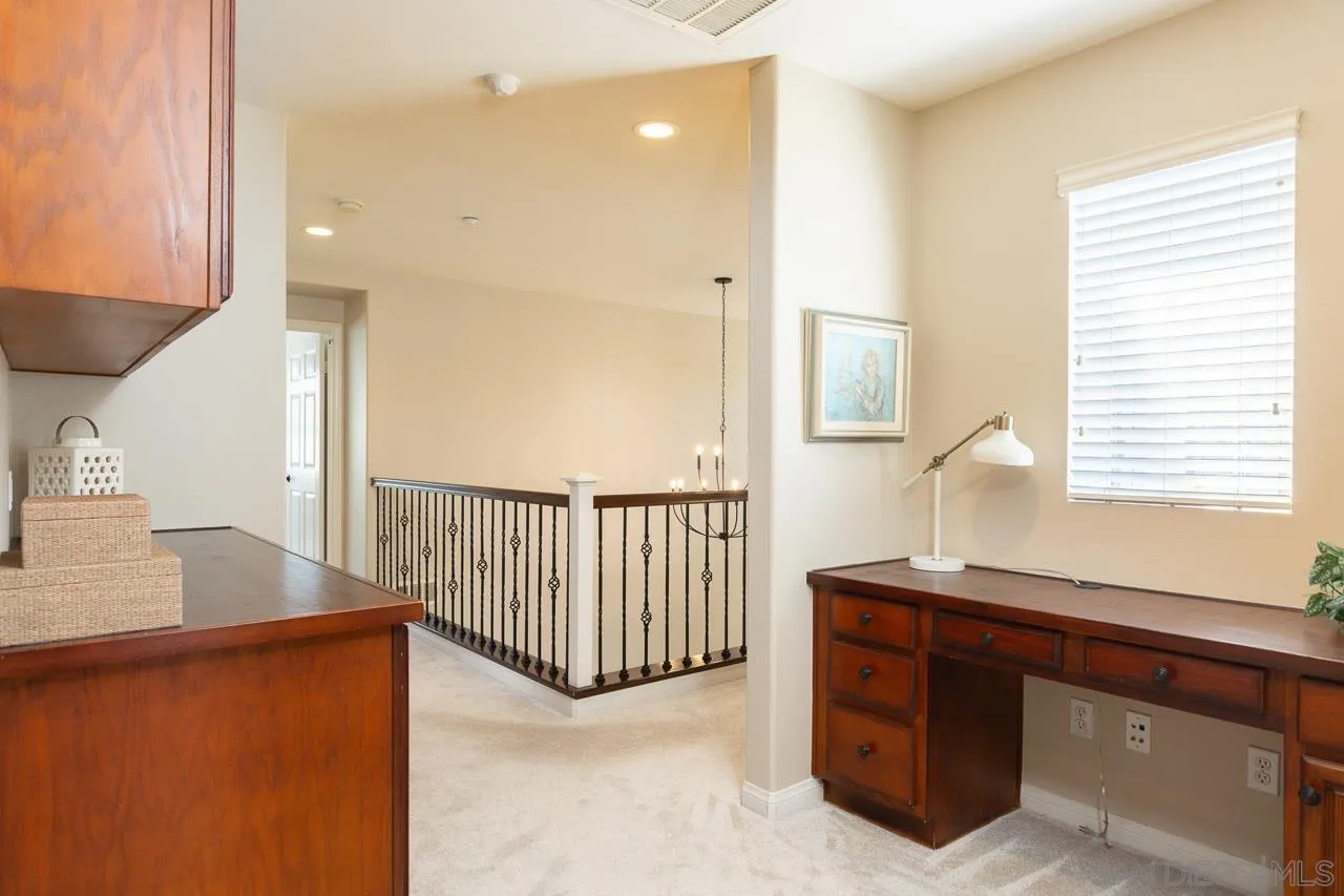https://cdn.realtyfeed.com/cdn/127/260007490/b5492f52fb80e315b69052ec9c084a4d.webp
