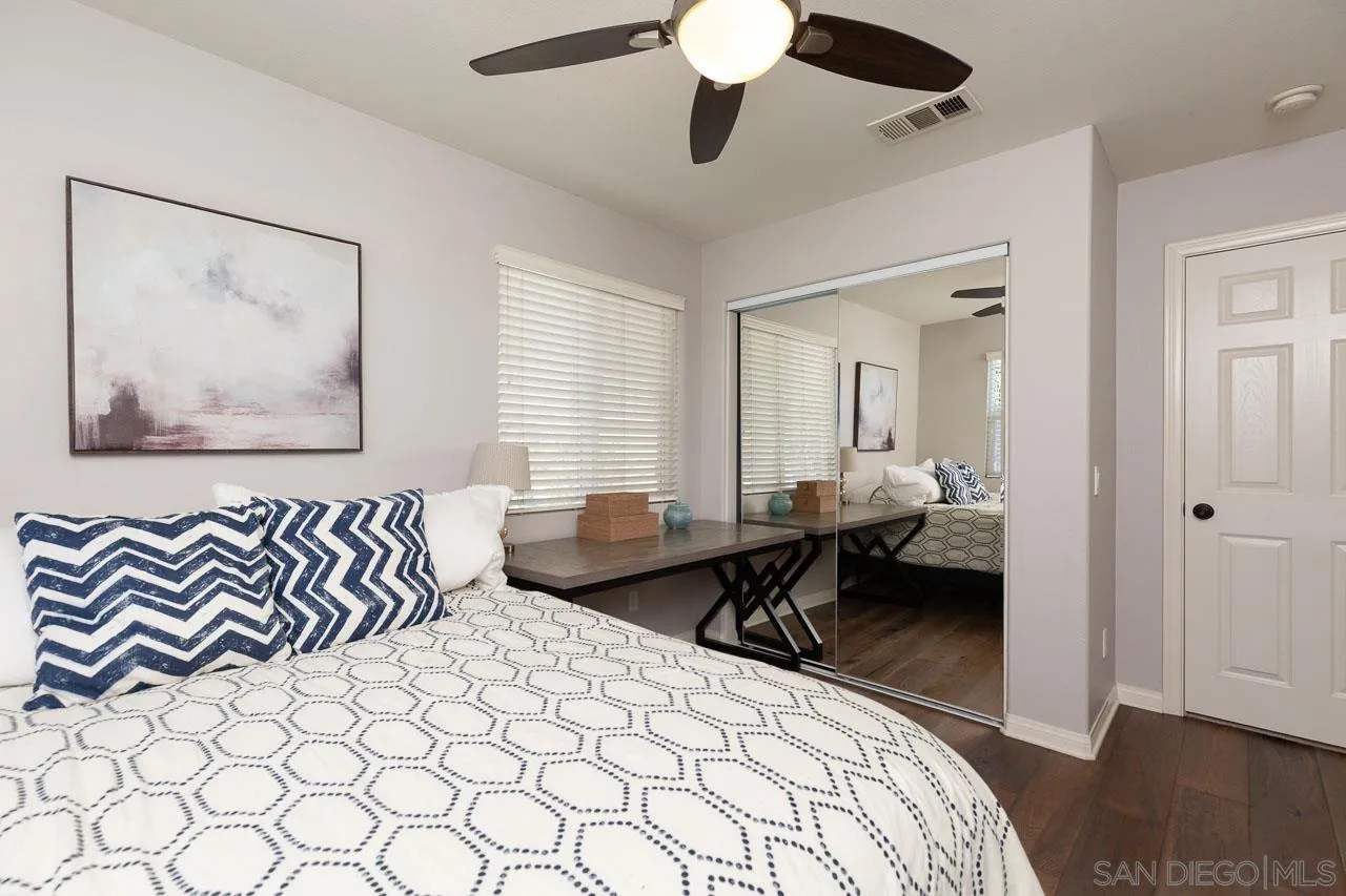 https://cdn.realtyfeed.com/cdn/127/260007490/c38a115f8fdf84145566bd9d8e2a7013.webp