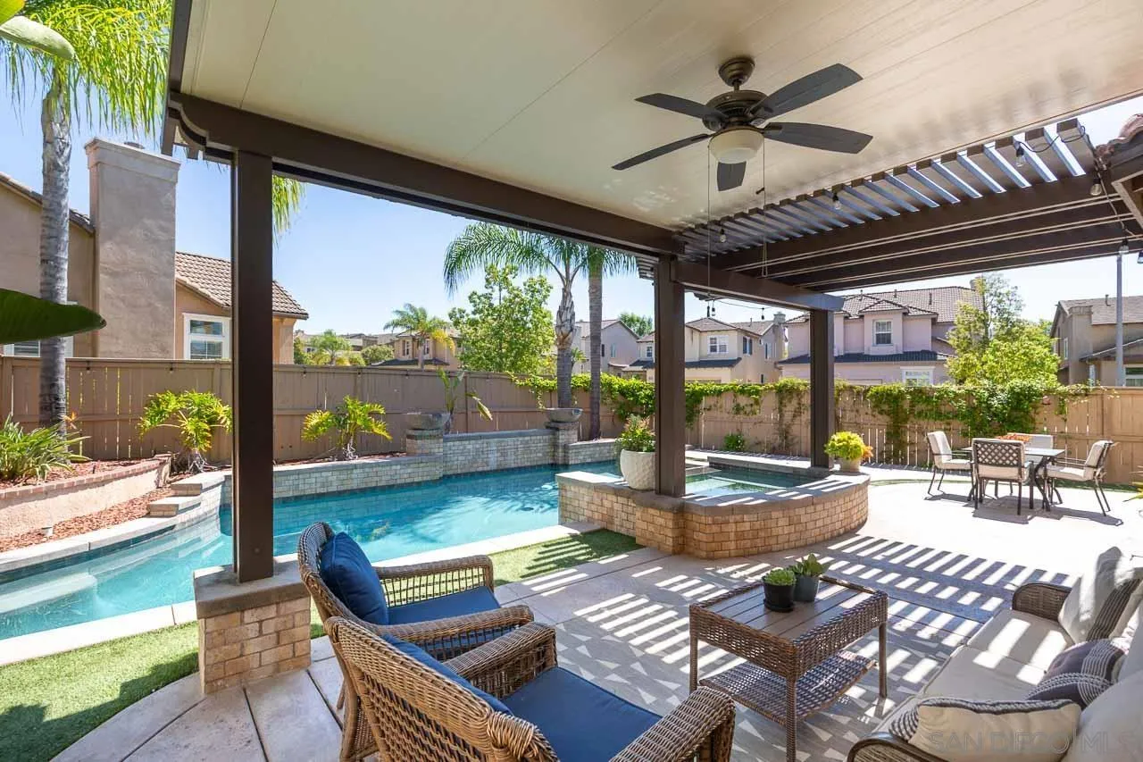 https://cdn.realtyfeed.com/cdn/127/260007490/cfe9e62cd2a2474a2b1e07e0336373e5.webp