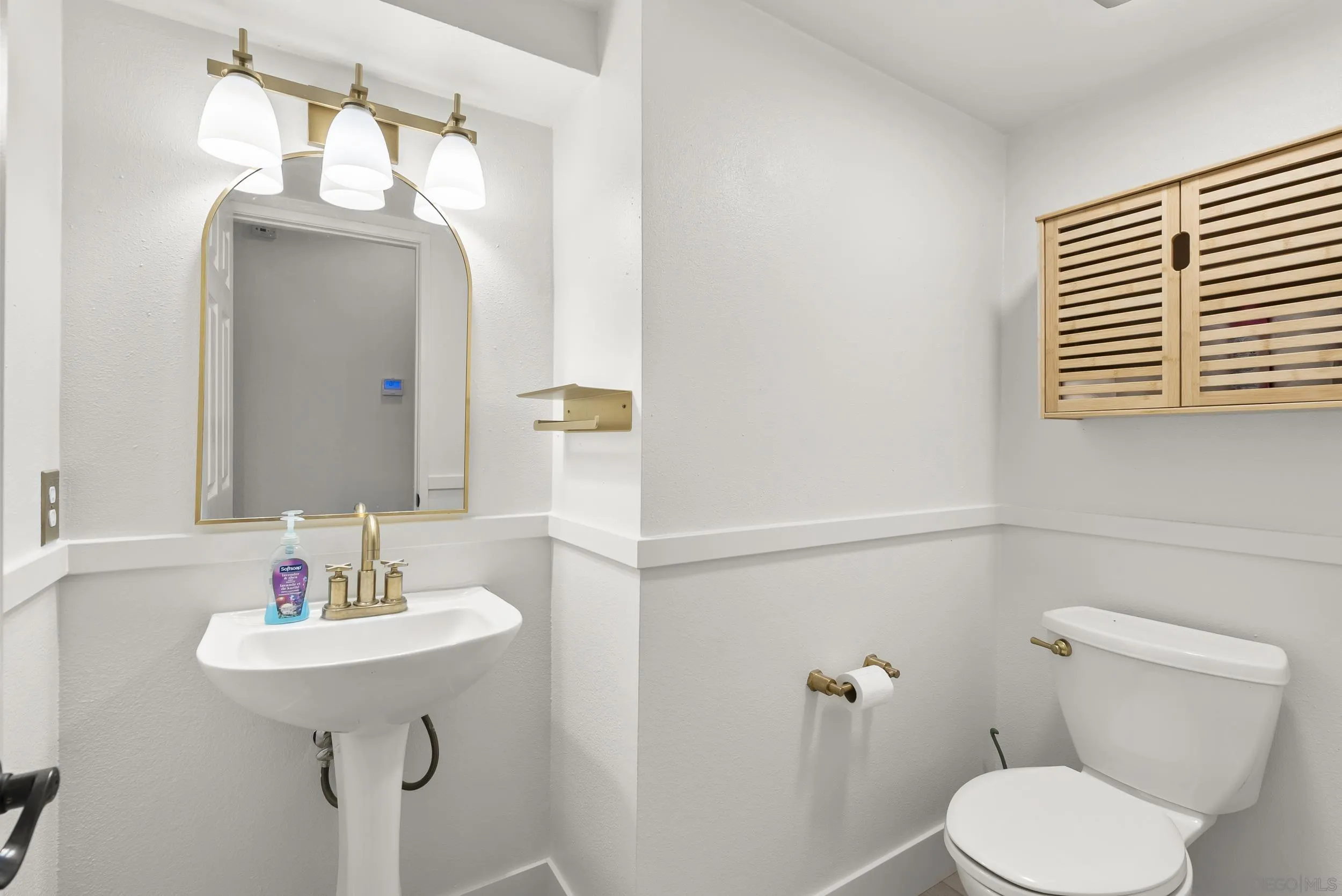 https://cdn.realtyfeed.com/cdn/127/260007491/41213f2e6e50ce409ac5b580032a9cb8.webp