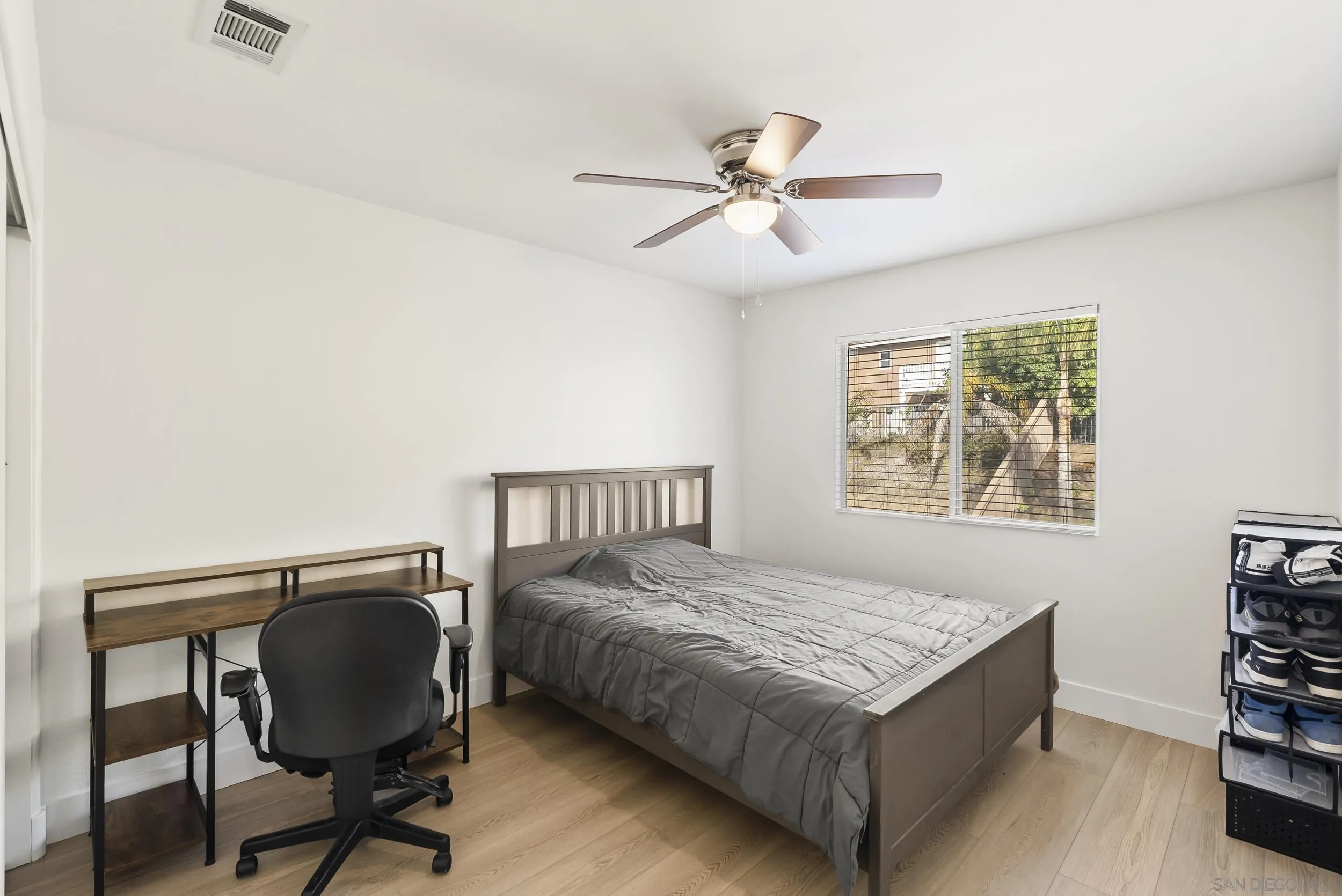 https://cdn.realtyfeed.com/cdn/127/260007491/eb8f244b21f1355b7d5c904e673a8ab2.webp