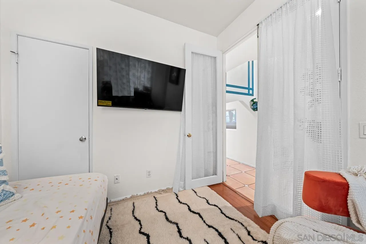 Photo #5: 260007493 Listing: Photo #5