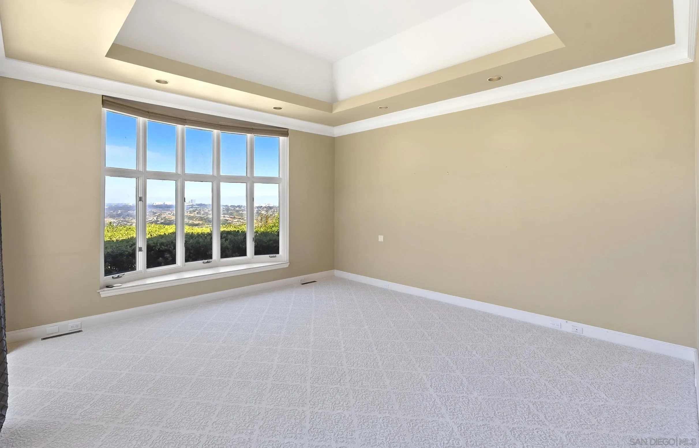 https://cdn.realtyfeed.com/cdn/127/260007494/17aeba09e21ea0e48ea10f42f7163be5.webp