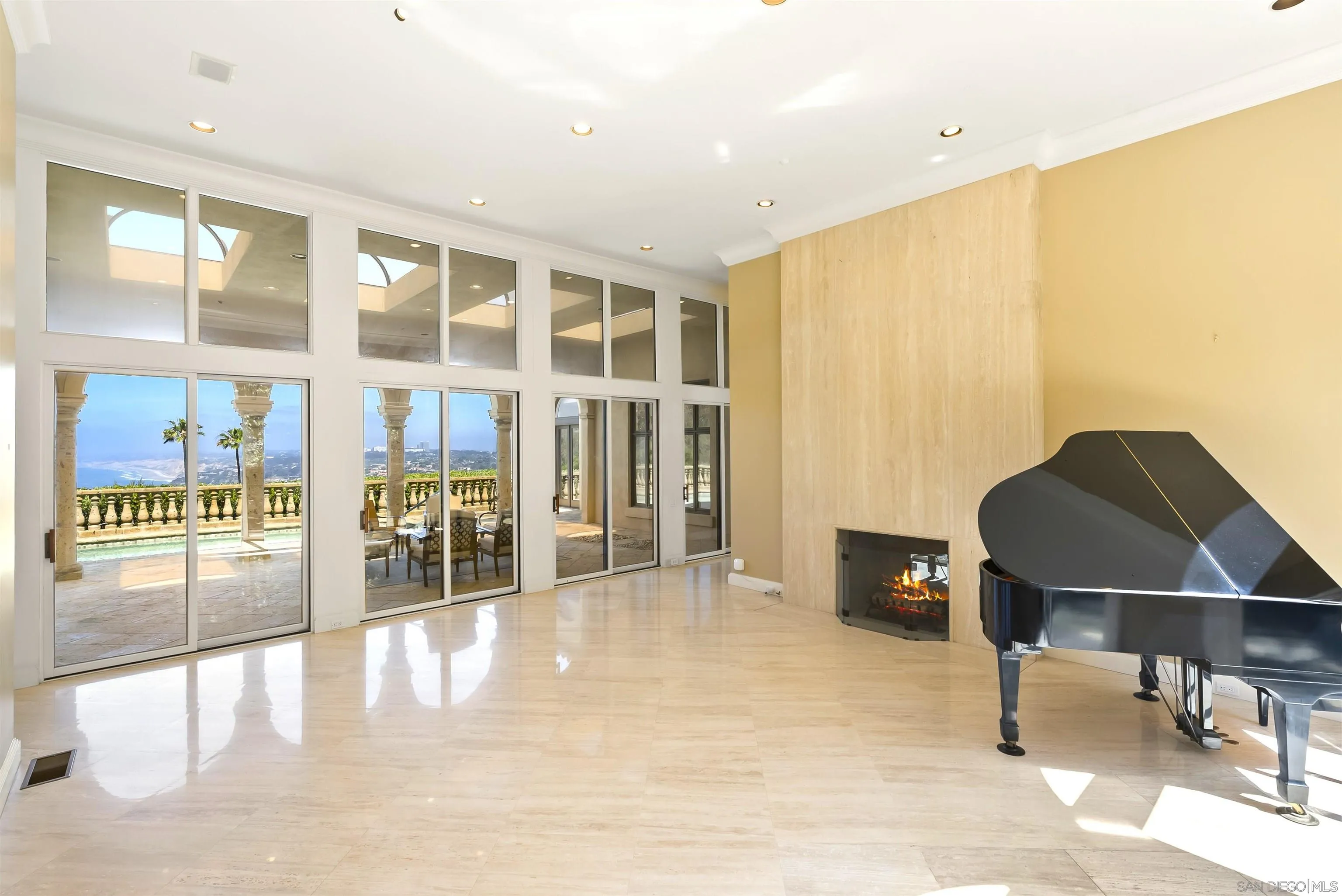 https://cdn.realtyfeed.com/cdn/127/260007494/e82a81e33f74b288bfa68e946442a269.webp