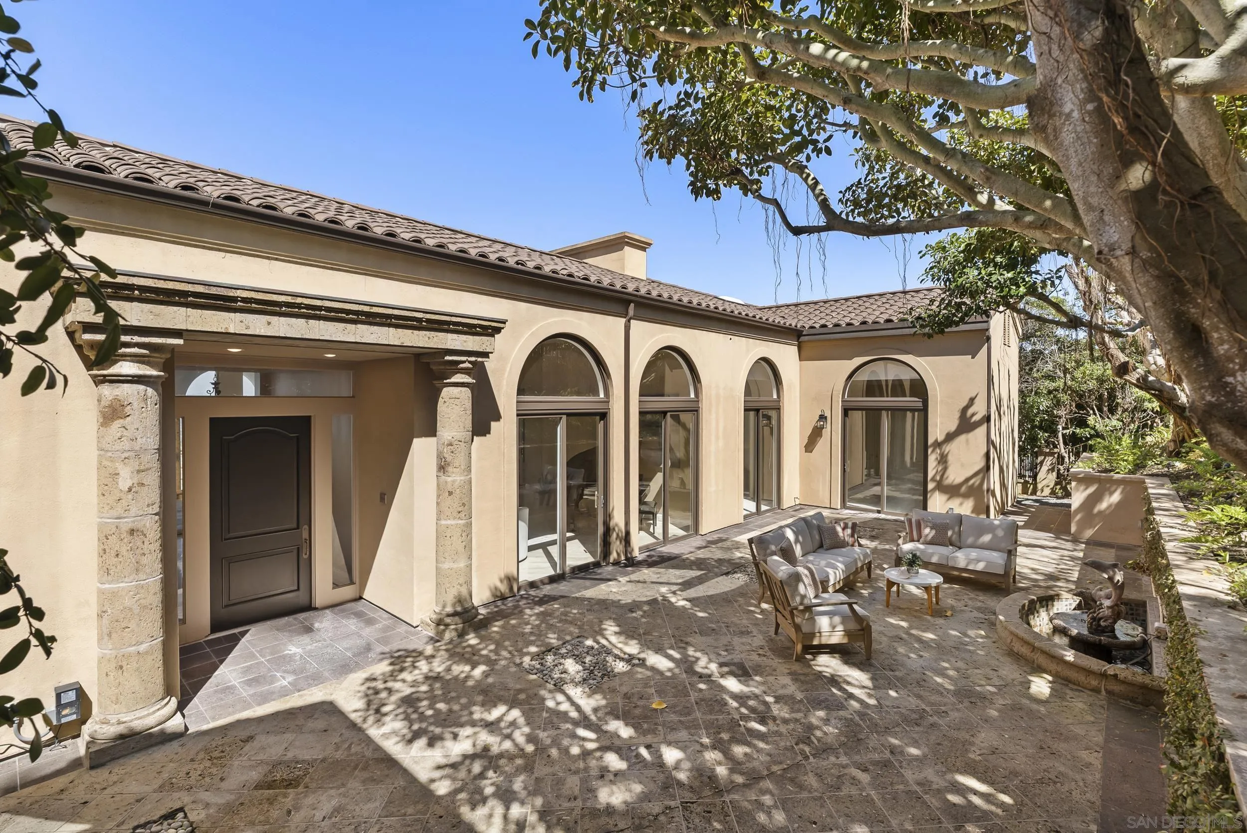 https://cdn.realtyfeed.com/cdn/127/260007494/fa6403487aa63f8b127b2c072ad98f9b.webp