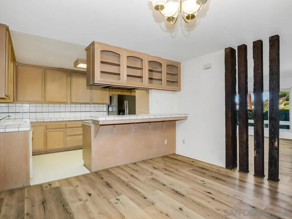 https://cdn.realtyfeed.com/cdn/127/260007495/1c618ae42742a485e896a4042f955a03.webp