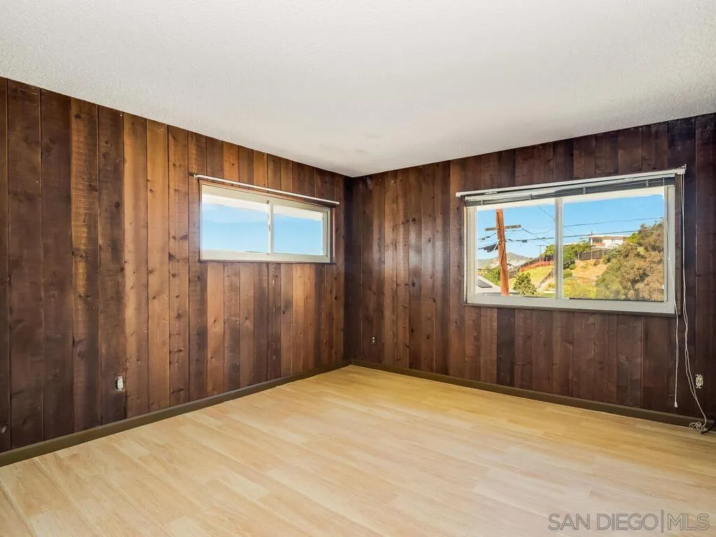 https://cdn.realtyfeed.com/cdn/127/260007495/4392b6f39b89c56fa39a314ced25e343.webp