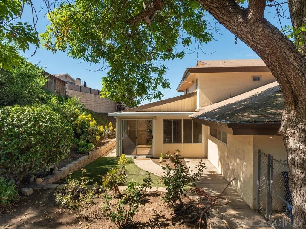 https://cdn.realtyfeed.com/cdn/127/260007495/c3462adca84a5272d46b934153194cbb.webp