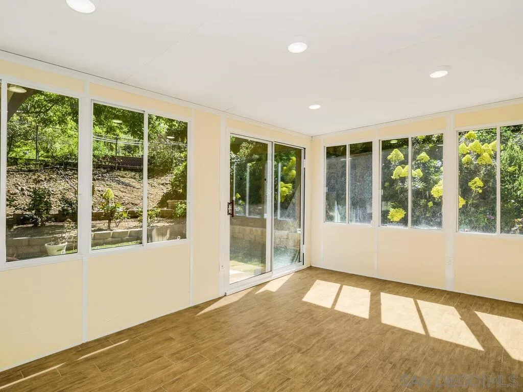 https://cdn.realtyfeed.com/cdn/127/260007495/f9dfa48f5def6c71655666262b9afc06.webp