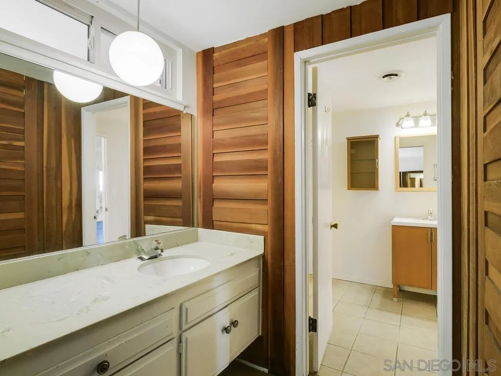 https://cdn.realtyfeed.com/cdn/127/260007495/fd8ada7654257abc18a763e545e5bf78.webp