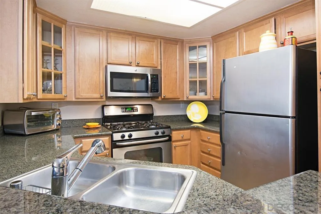 Photo #7: 260007503 Listing: Photo #7