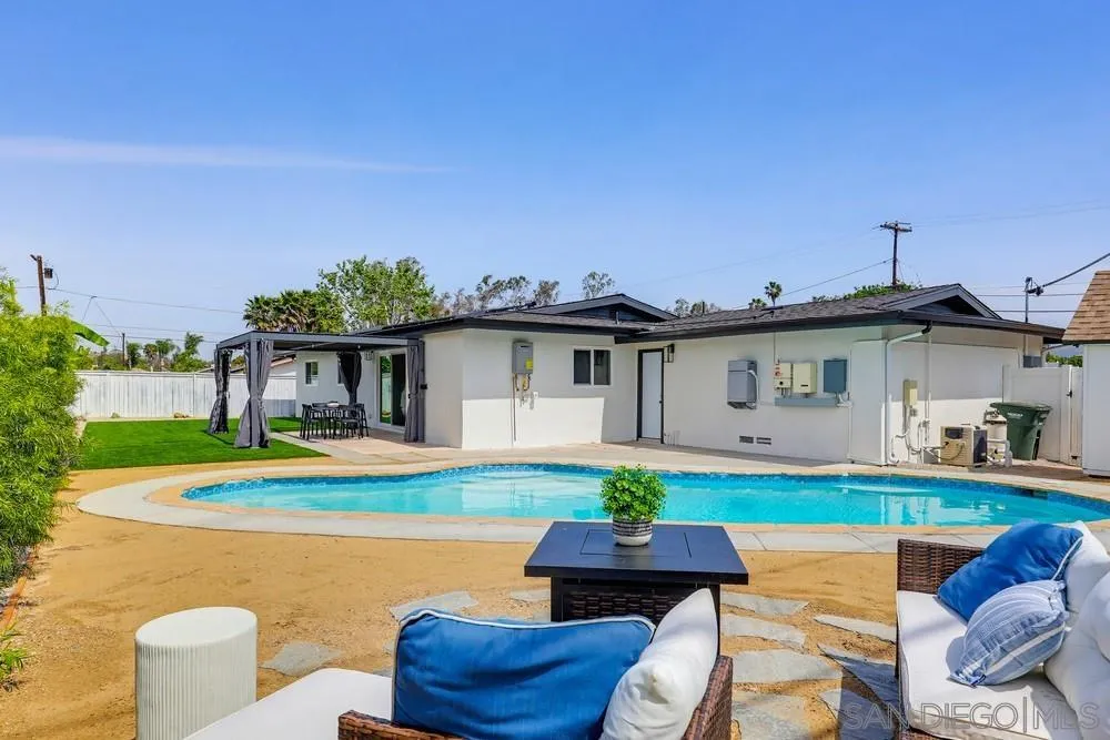 https://cdn.realtyfeed.com/cdn/127/260007511/151e4315a16d2e61d836df38515e6be6.webp