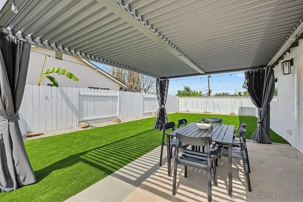 https://cdn.realtyfeed.com/cdn/127/260007511/5a39f023e0b4b56dbf958ee85122ba46.webp
