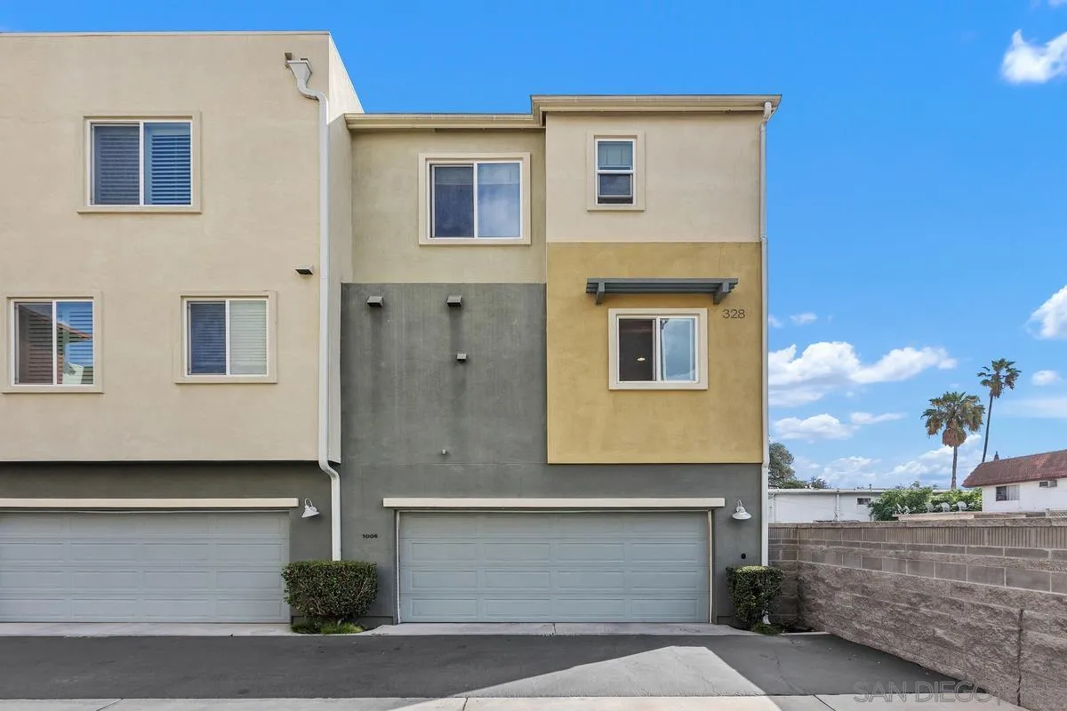 Photo #3: 260007516 Listing: Photo #3