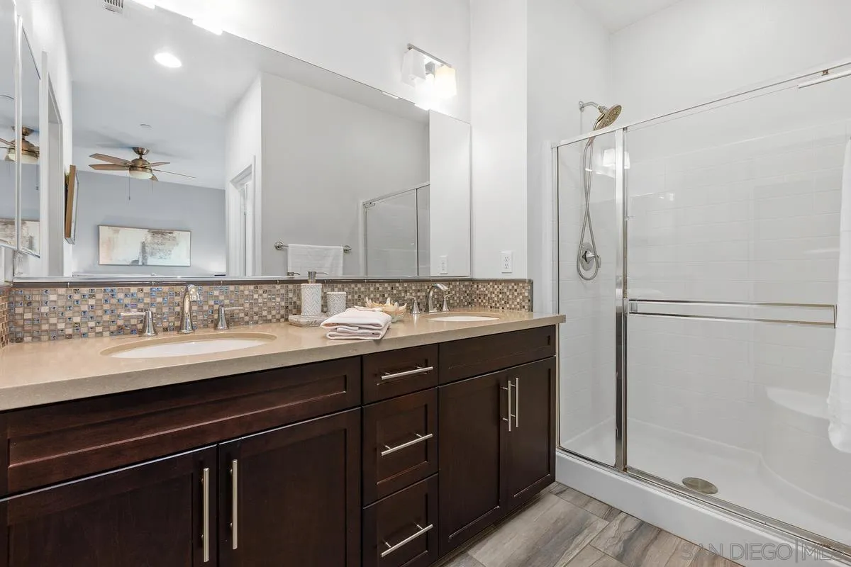 Photo #33: 260007516 Listing: Photo #33