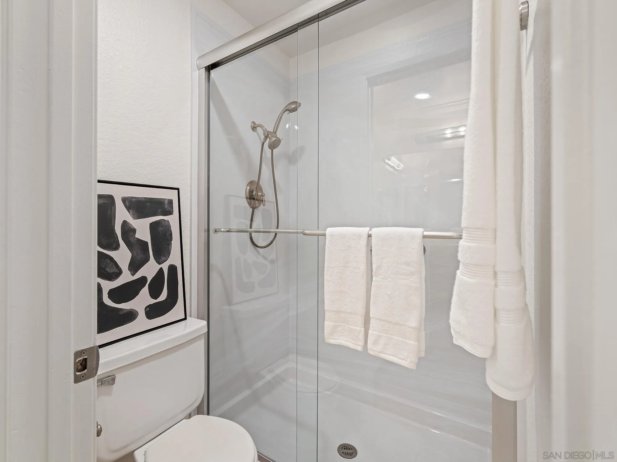 Photo #19: 260007521 Listing: Photo #19