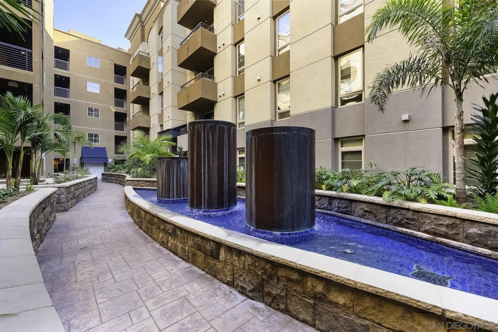 https://cdn.realtyfeed.com/cdn/127/260007522/3b827b2c90fff5ed8eaabf595eedf966.webp