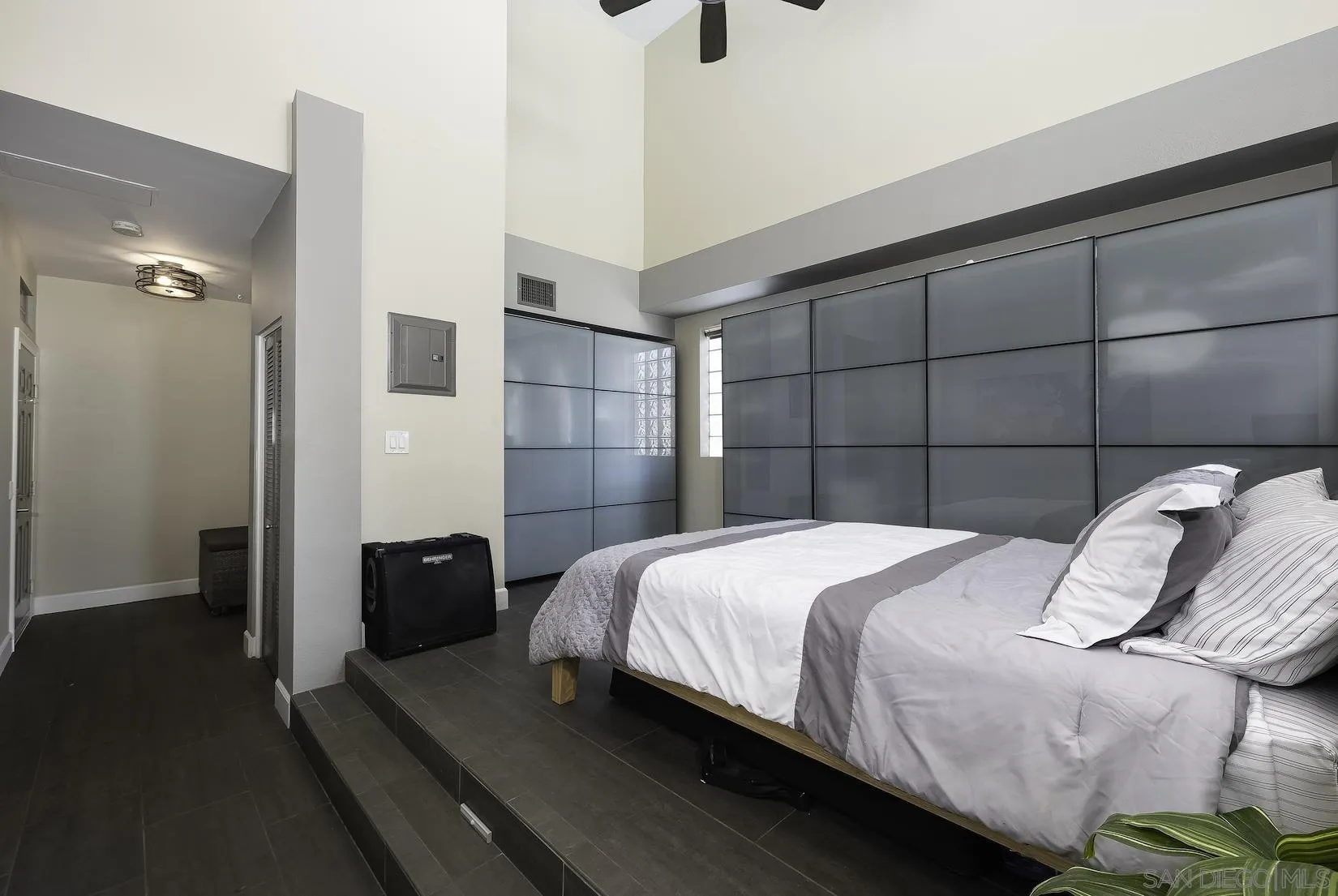 https://cdn.realtyfeed.com/cdn/127/260007522/8e4e2ce591240b609e08f0ab2c3b93e5.webp