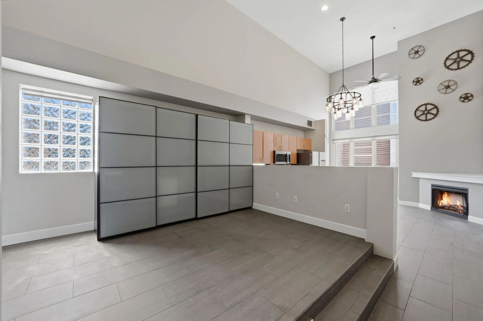 https://cdn.realtyfeed.com/cdn/127/260007522/96c50d98e6736a07a538f97337df42a6.webp