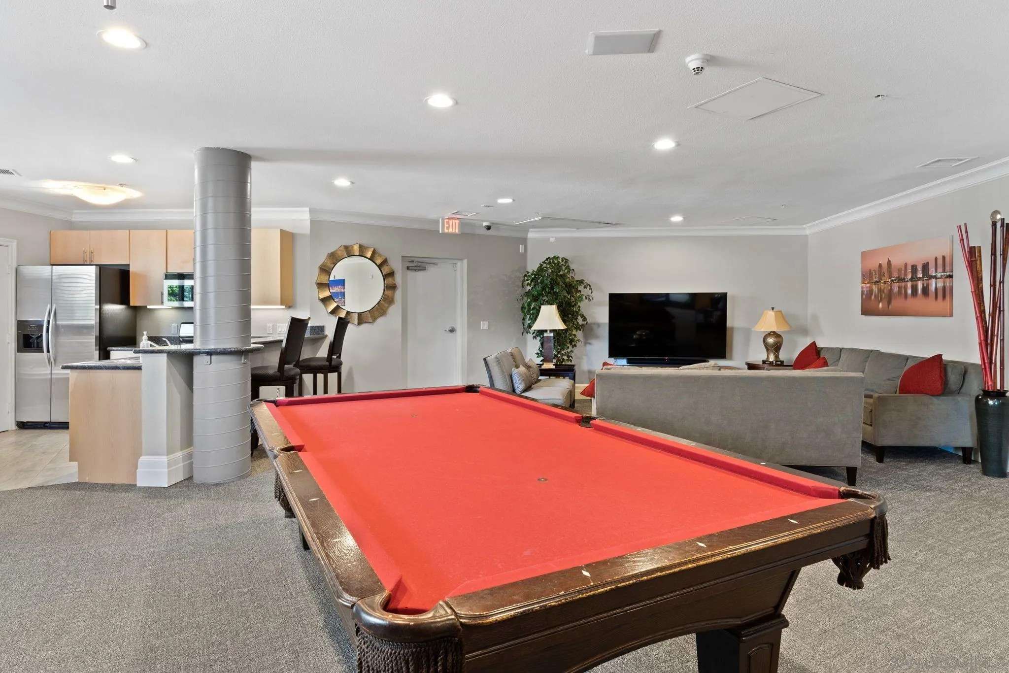 https://cdn.realtyfeed.com/cdn/127/260007522/ac73937415cee87082bb03f7ff9ea754.webp
