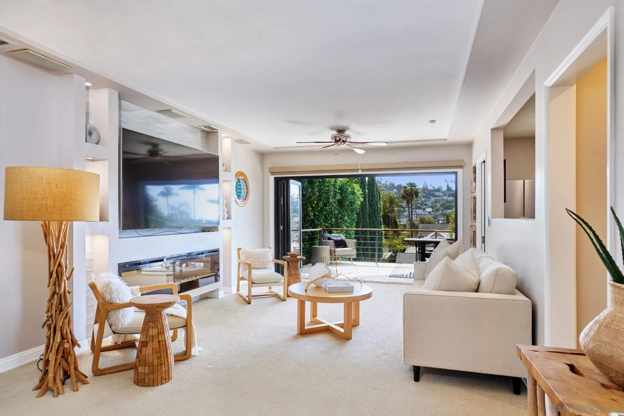 https://cdn.realtyfeed.com/cdn/127/260007525/2286bd9520ac9c8528cfa110db028168.webp