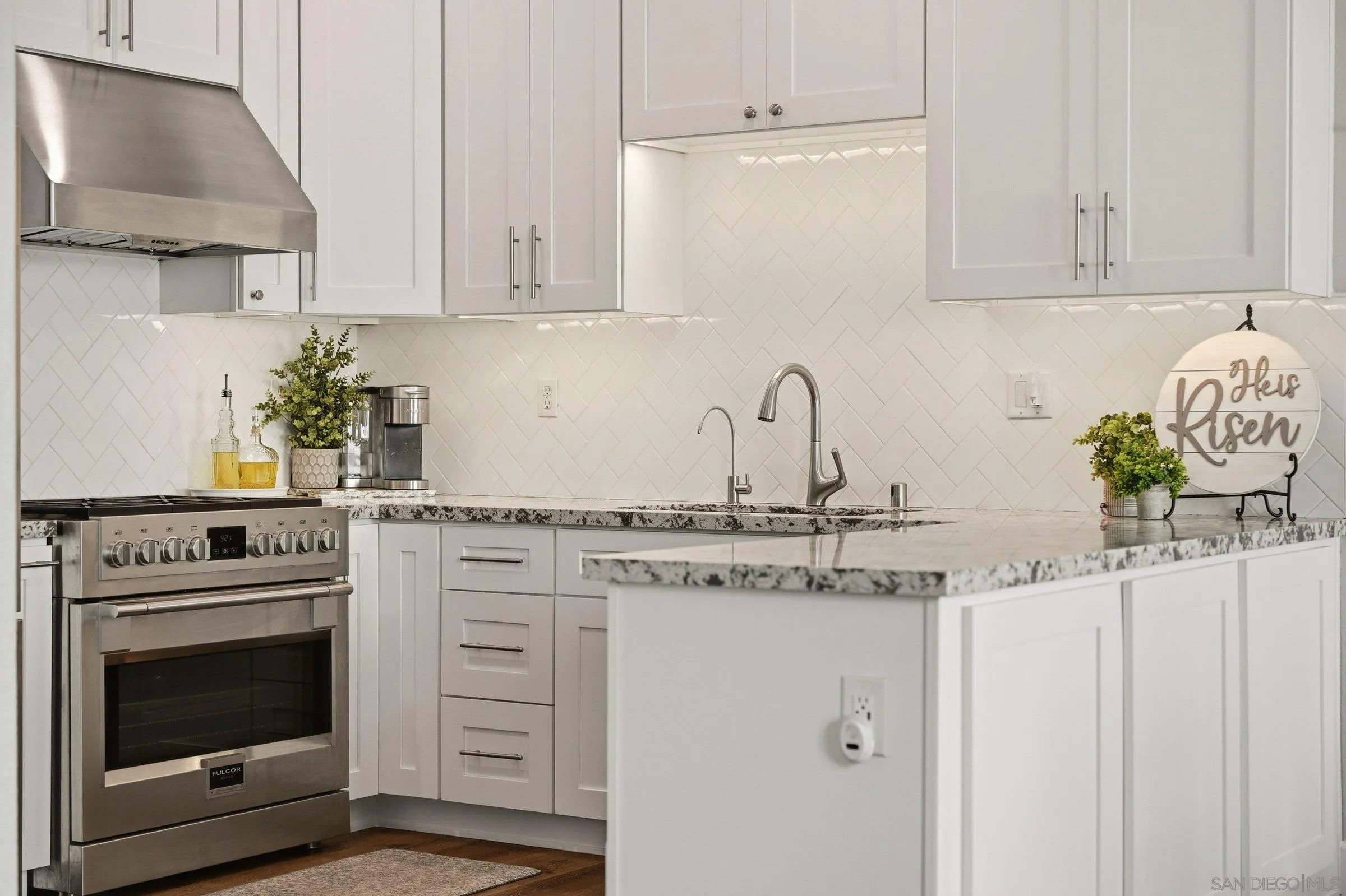 https://cdn.realtyfeed.com/cdn/127/260007532/55e39ddb16e3f5a0783b4fc3428bec28.webp