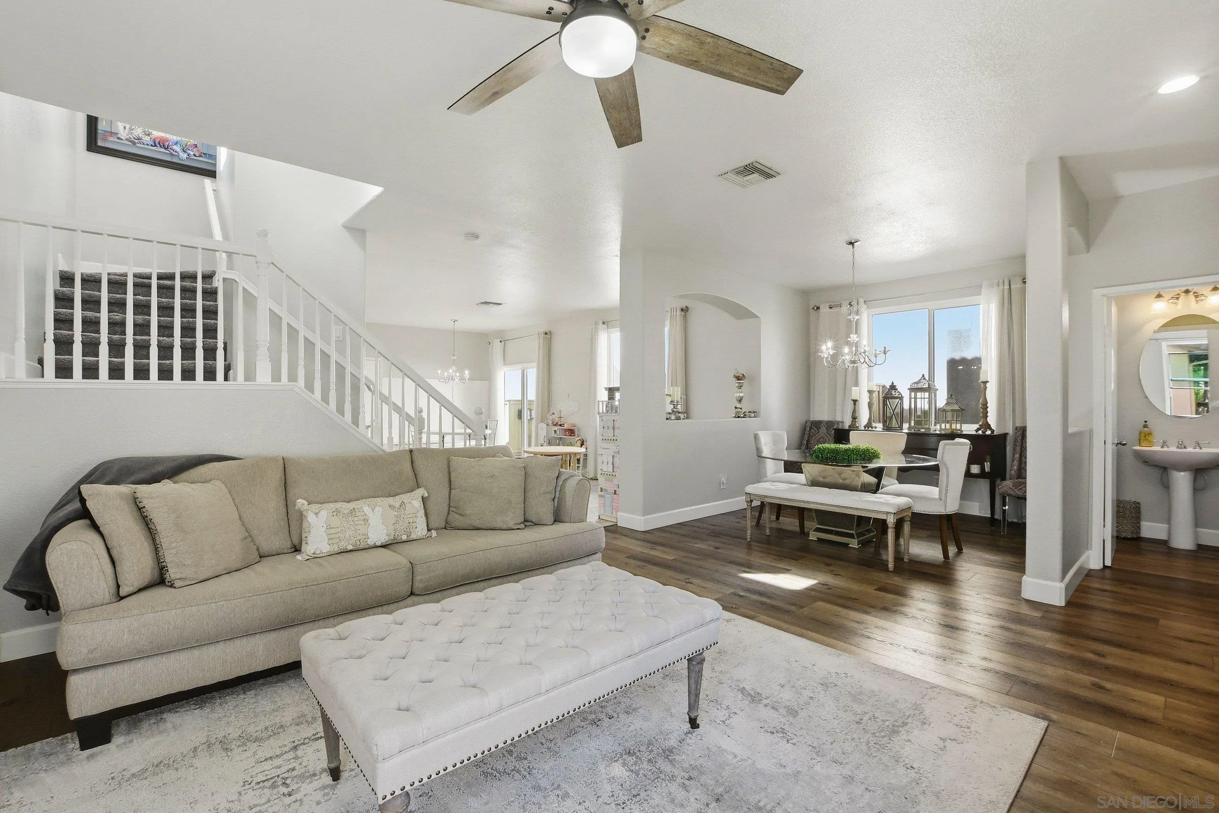 https://cdn.realtyfeed.com/cdn/127/260007532/99326c6ce8ad54ff8008a31fc83a8865.webp