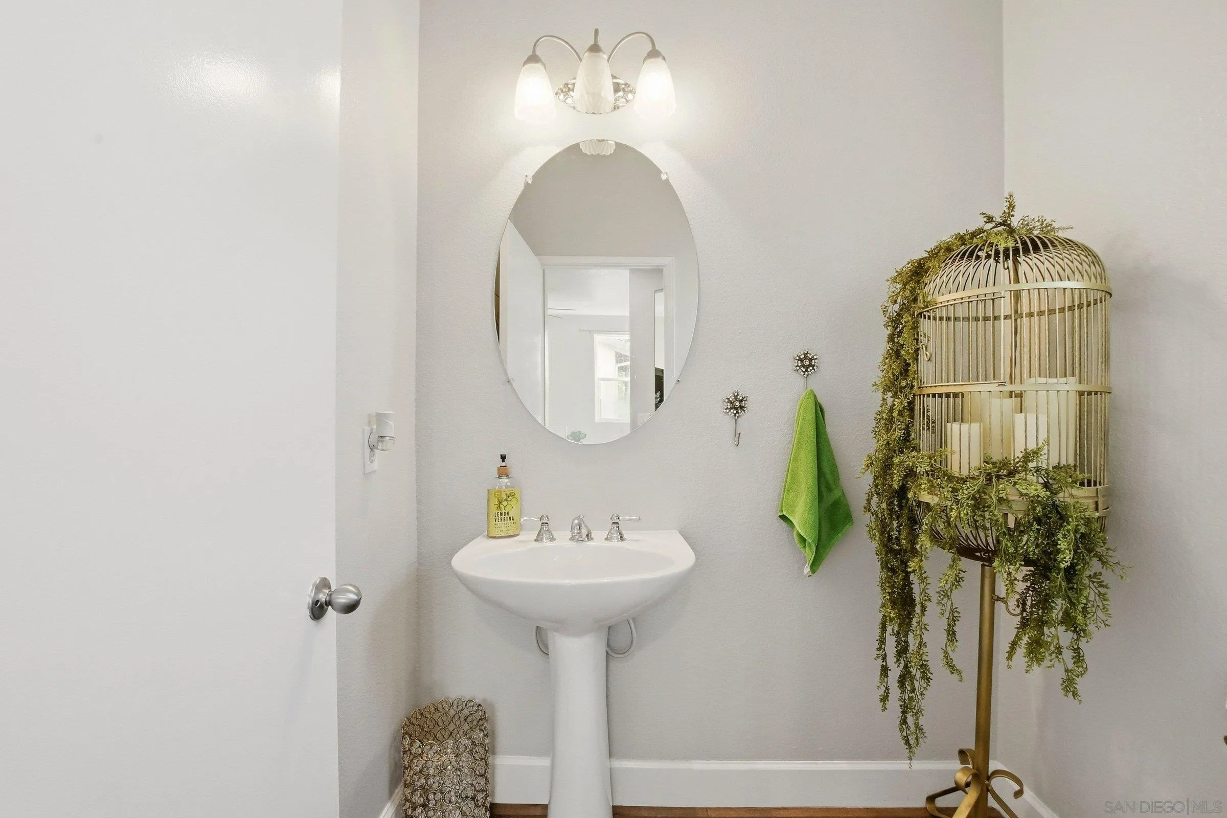 https://cdn.realtyfeed.com/cdn/127/260007532/aee02d9b1d623311c9ab886256e8194b.webp