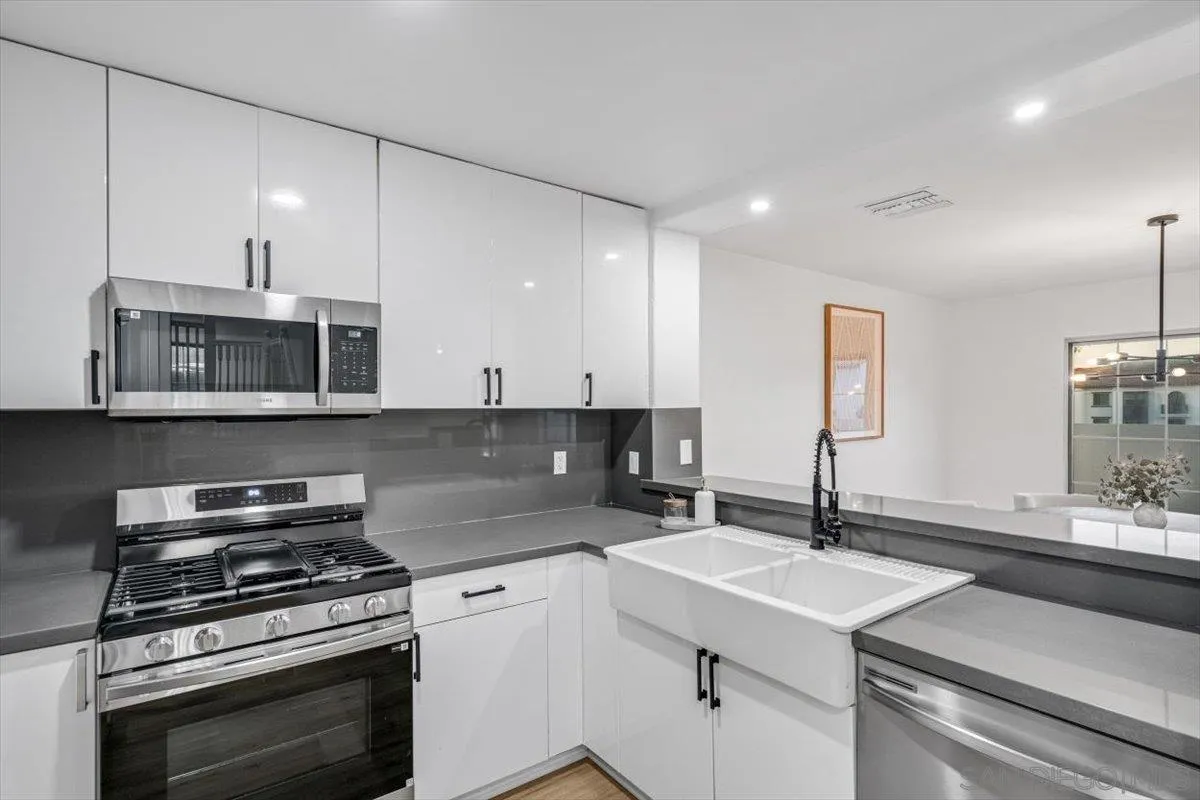 https://cdn.realtyfeed.com/cdn/127/260007542/06d4f2d3628a4df9f36c529dd45b550f.webp