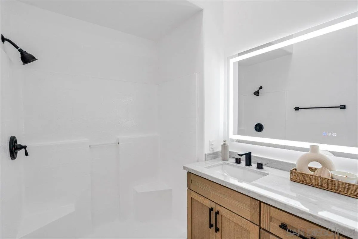 https://cdn.realtyfeed.com/cdn/127/260007542/70a9b28d8eb17377b9c8dd23af5c84d4.webp