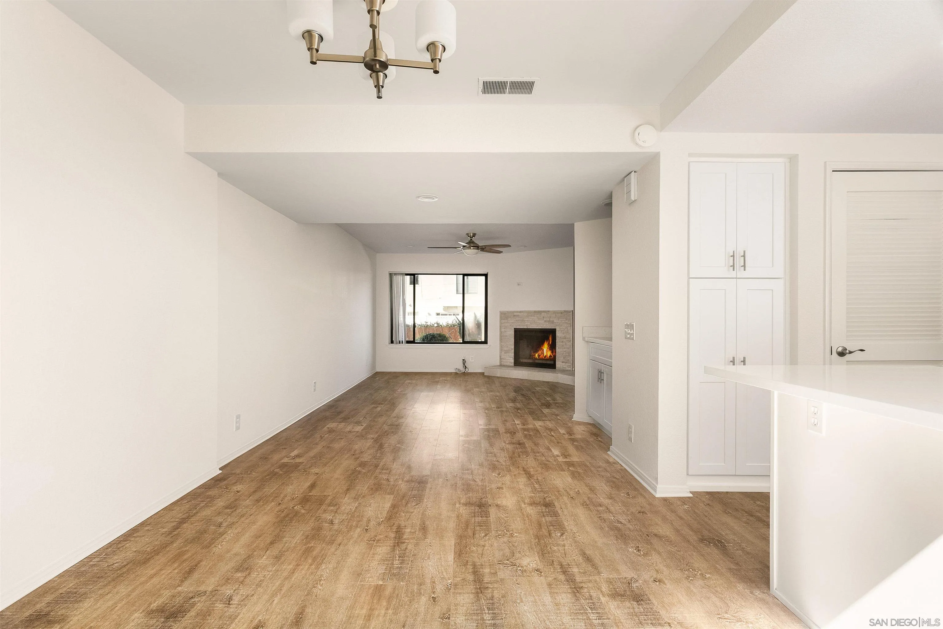 Photo #7: 260007544 Listing: Photo #7