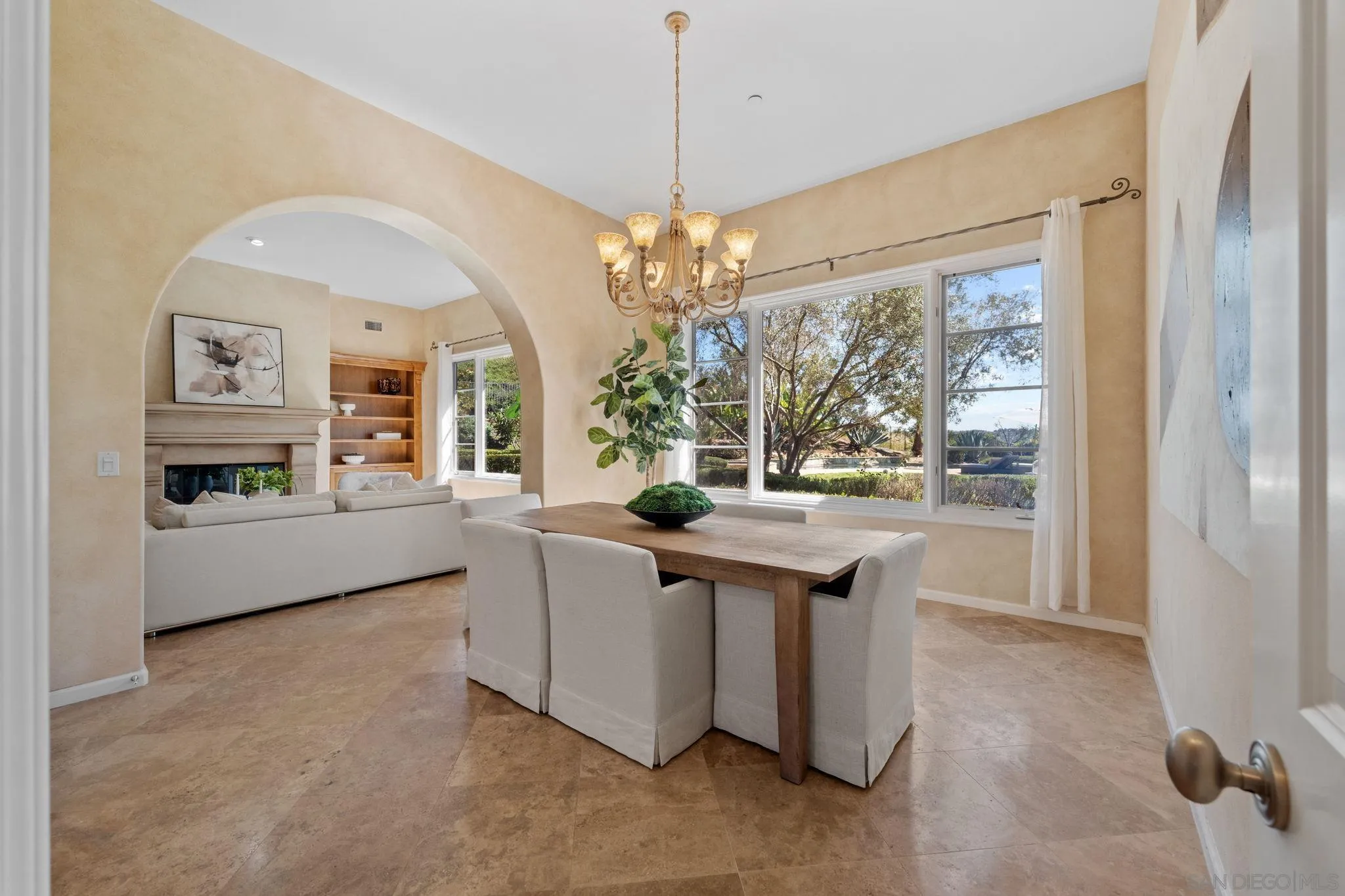 https://cdn.realtyfeed.com/cdn/127/260007547/2bdae98d0b0798ff77ee3a44d87d2040.webp