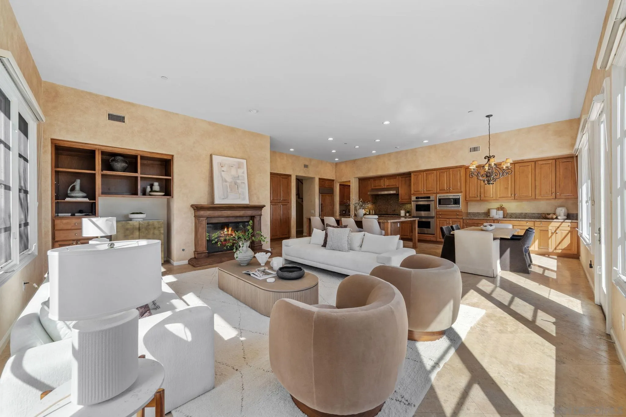 https://cdn.realtyfeed.com/cdn/127/260007547/6cb774ed7922e1ab22a2b4e197973315.webp