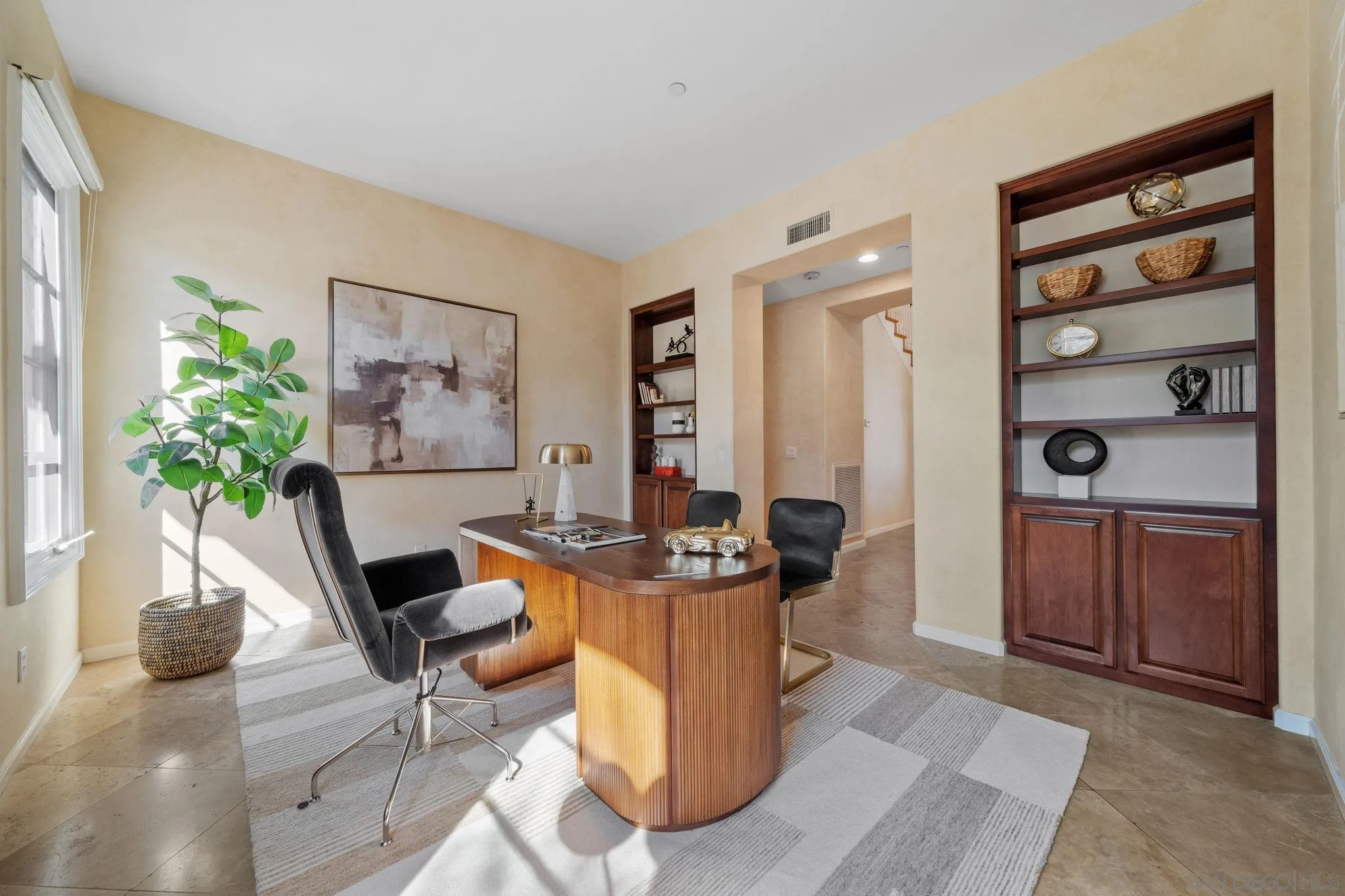 https://cdn.realtyfeed.com/cdn/127/260007547/c429aa9b7be4b5a9e1d21d1c520e4cf3.webp