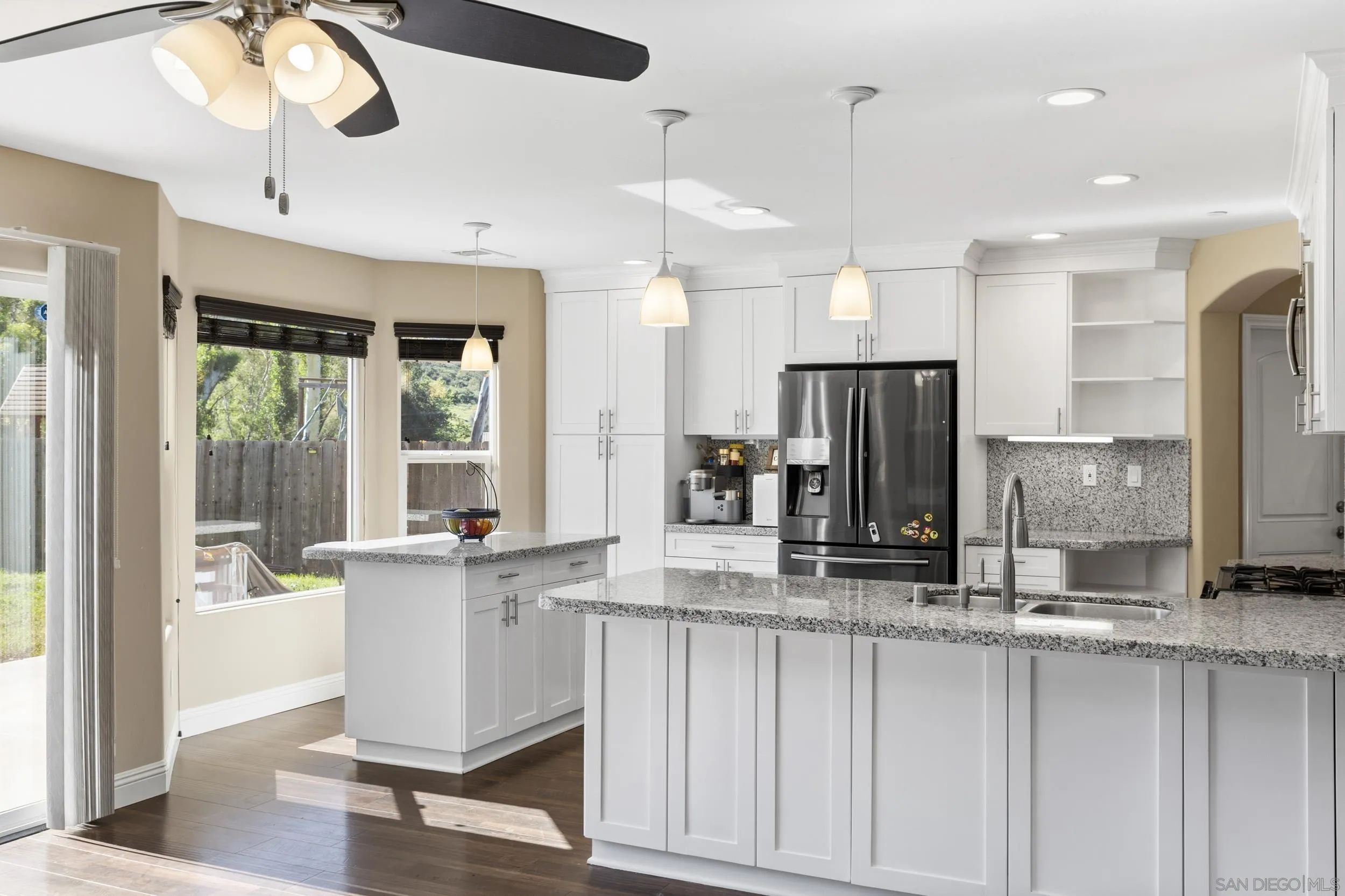 https://cdn.realtyfeed.com/cdn/127/260007548/2f475034740e88ac8981e2ab6f05570e.webp