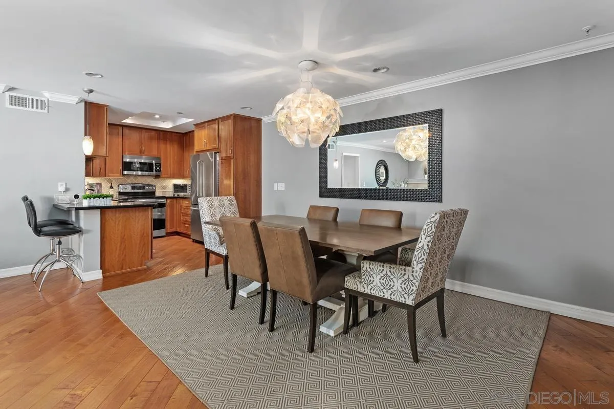 Photo #1: 260007549 Listing: Photo #1