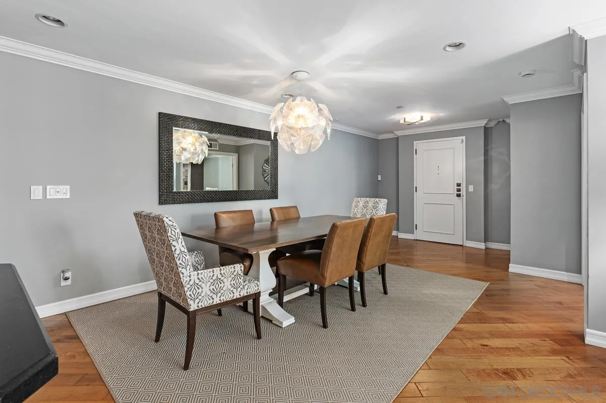 https://cdn.realtyfeed.com/cdn/127/260007549/4f0667bc35ec2be05110bbe509512273.webp