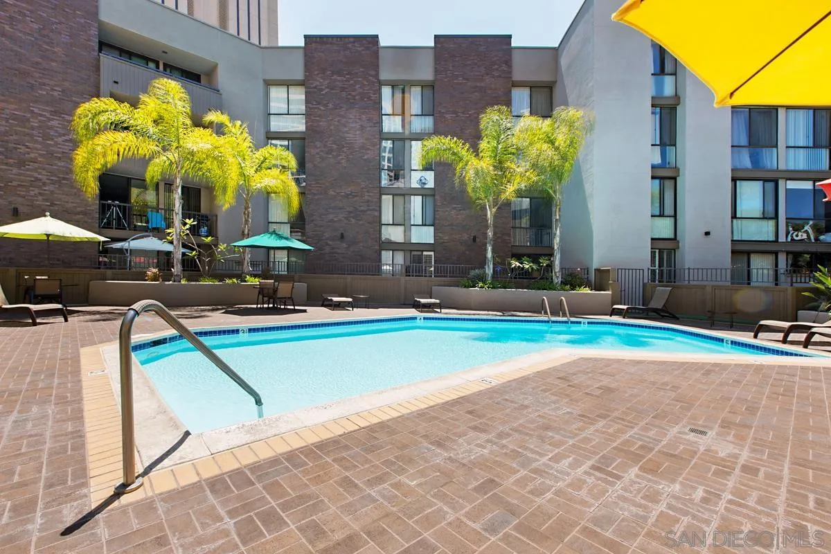 https://cdn.realtyfeed.com/cdn/127/260007549/745c8b02693956d4c88ed0c445fd3a44.webp