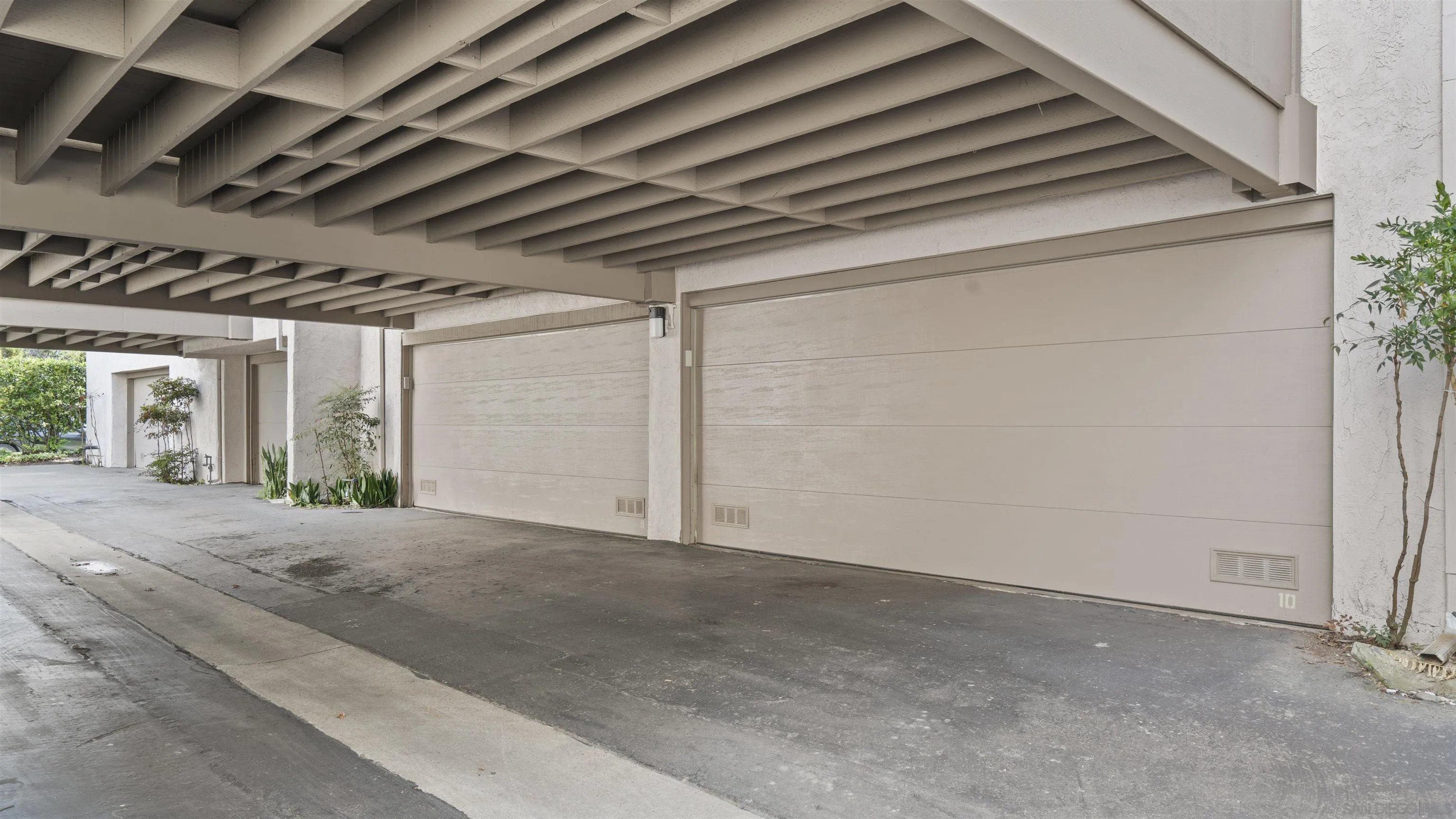 Photo #32: 260007551 Listing: Photo #32