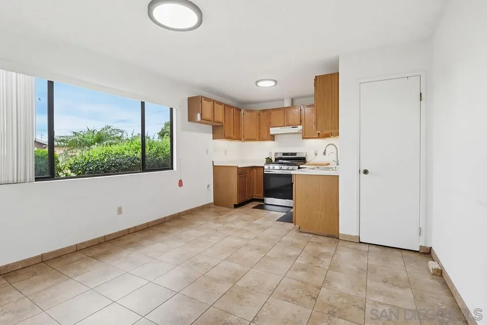 https://cdn.realtyfeed.com/cdn/127/260007557/f45a89d889f1135ab456d13dc8df55c6.webp
