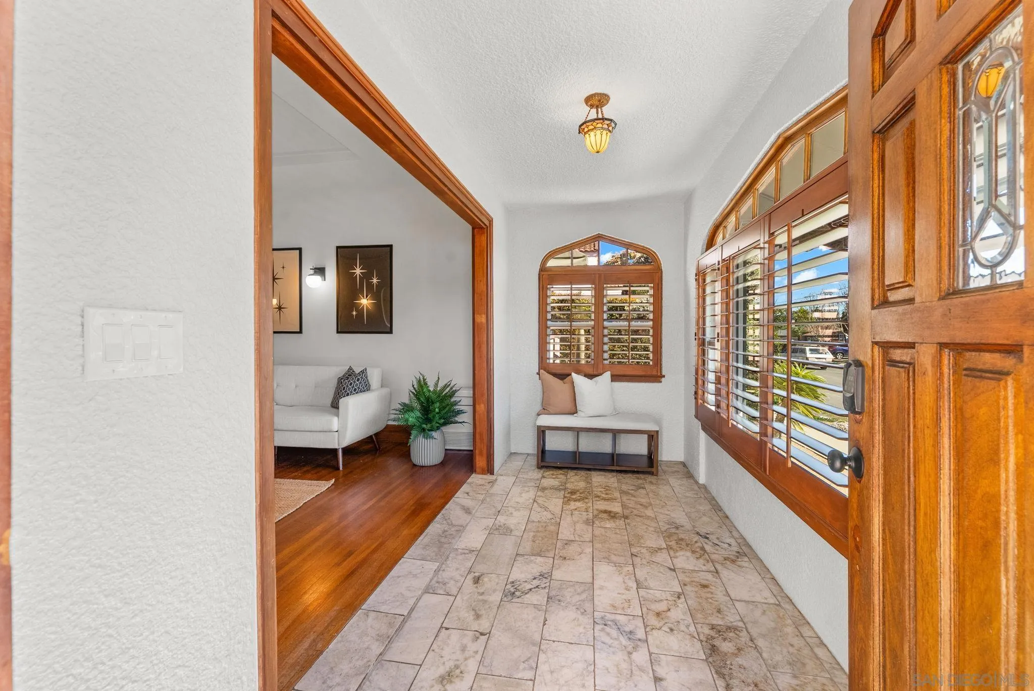 https://cdn.realtyfeed.com/cdn/127/260007558/39377e708623ba077d8b07cc779ac8a7.webp