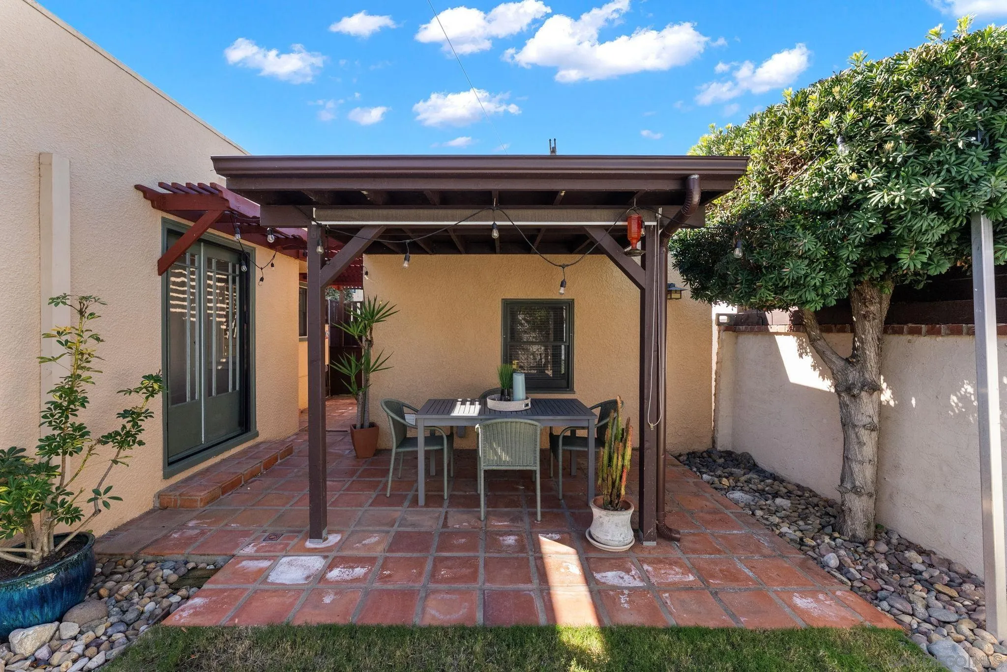 https://cdn.realtyfeed.com/cdn/127/260007558/e60c4df2fc1f0c228c7c5bc9d0bdbf73.webp