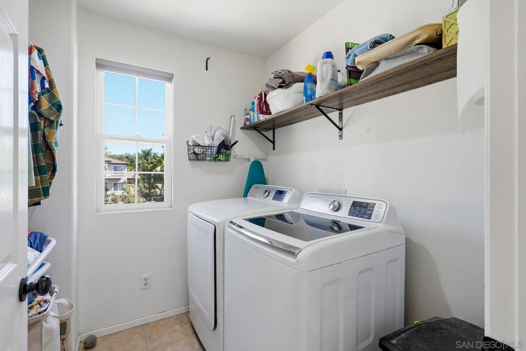 https://cdn.realtyfeed.com/cdn/127/260007562/05b4235a217aa7ca9e20c8db146a83f4.webp