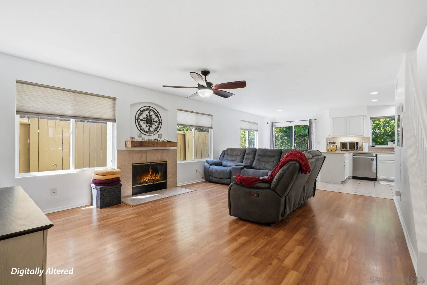 https://cdn.realtyfeed.com/cdn/127/260007562/93ea382df56b2a2050fb010d13634777.webp