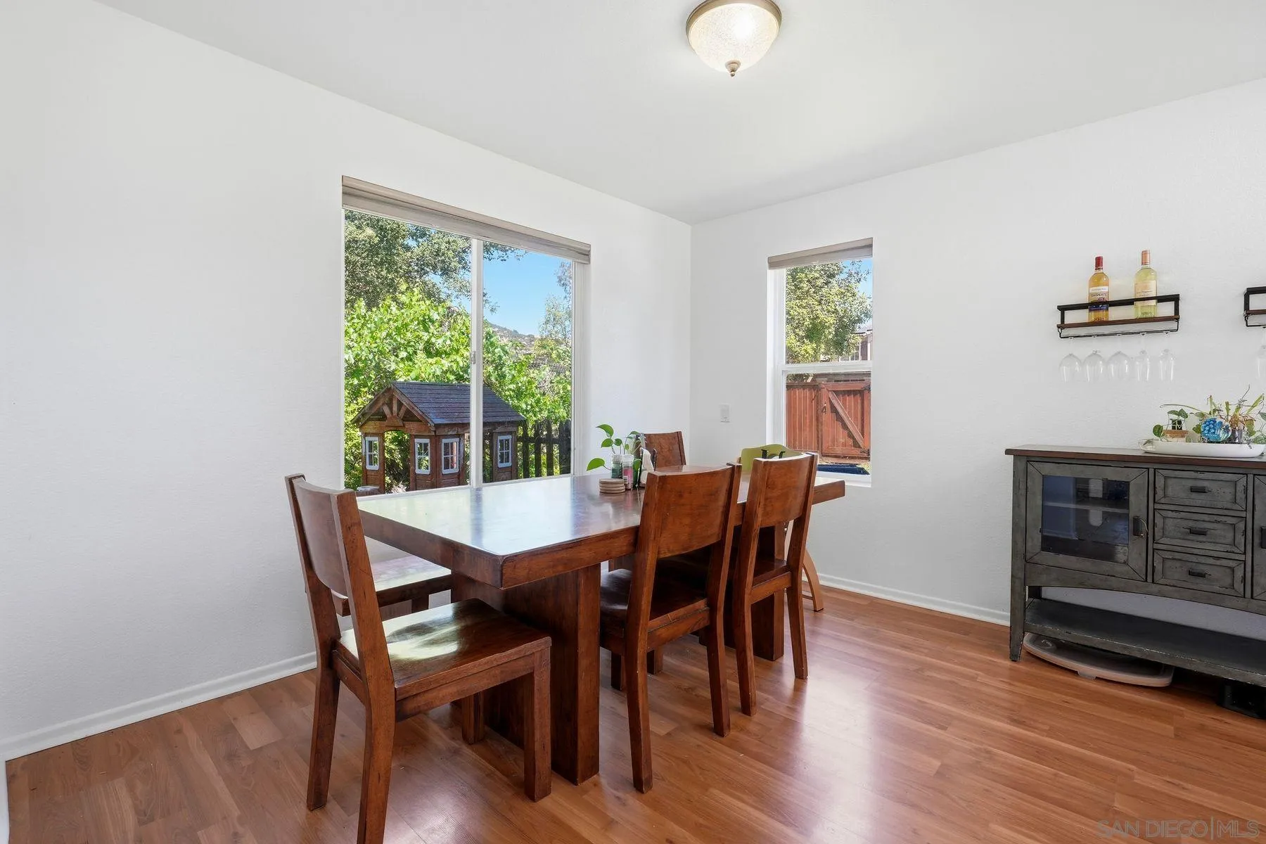 https://cdn.realtyfeed.com/cdn/127/260007562/c8dcc445625a6f1412afa0223495969d.webp