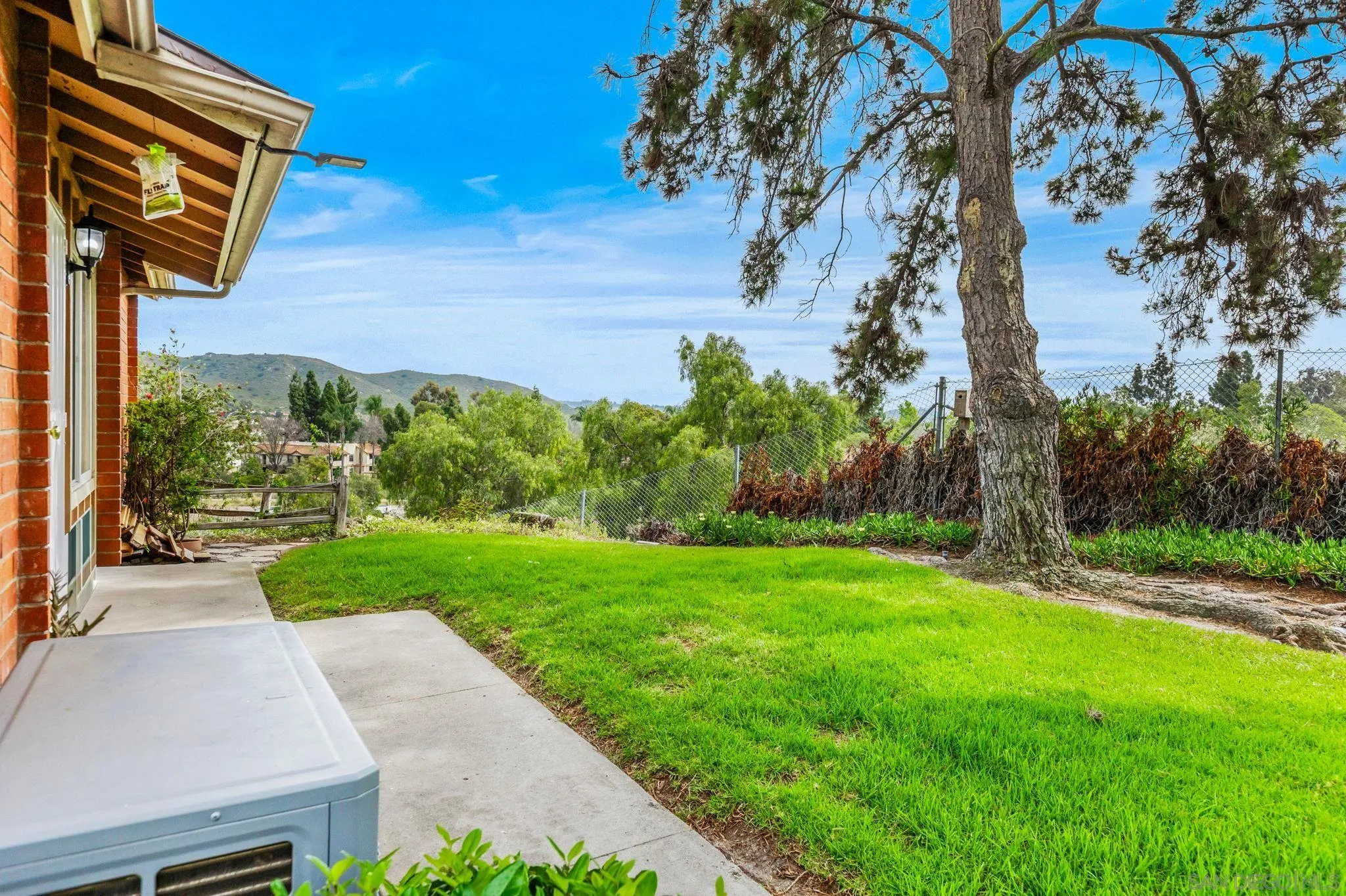 https://cdn.realtyfeed.com/cdn/127/260007565/082064f4a1e938c766b03b3d91b88012.webp