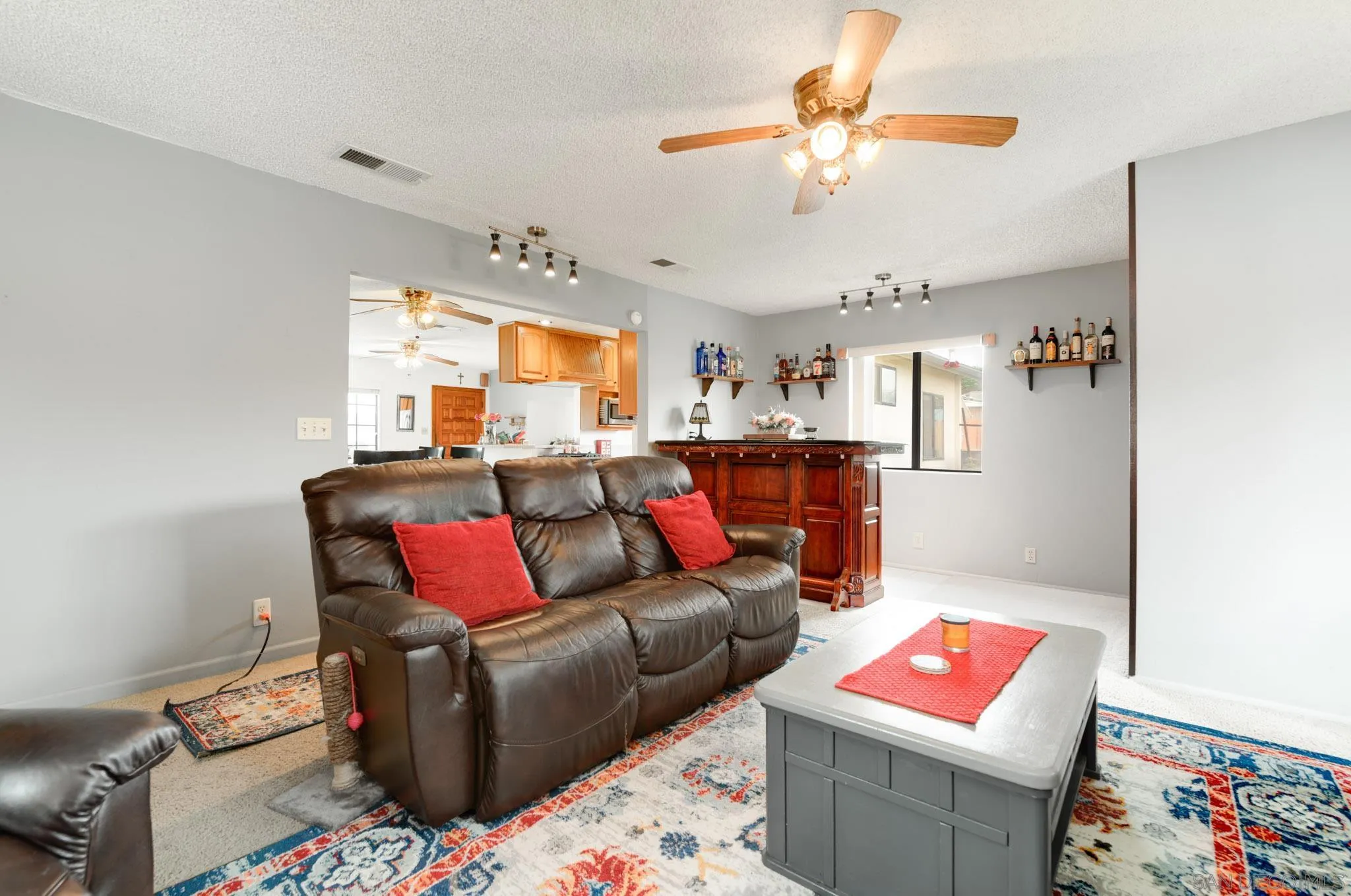https://cdn.realtyfeed.com/cdn/127/260007567/89b5ddca50b8d75614c6df6b3b77e396.webp