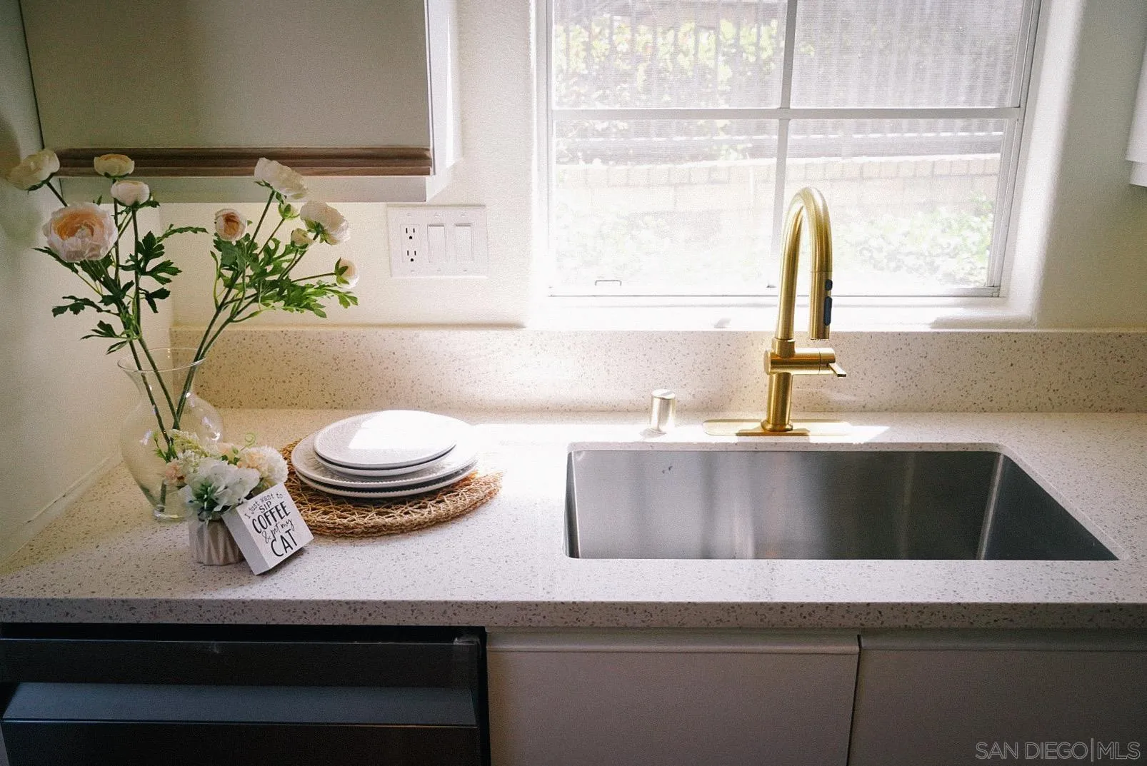 Photo #15: 260007571 Listing: Photo #15